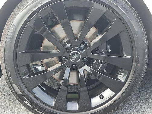 2025 Land Rover Range Rover Sport P360 SE