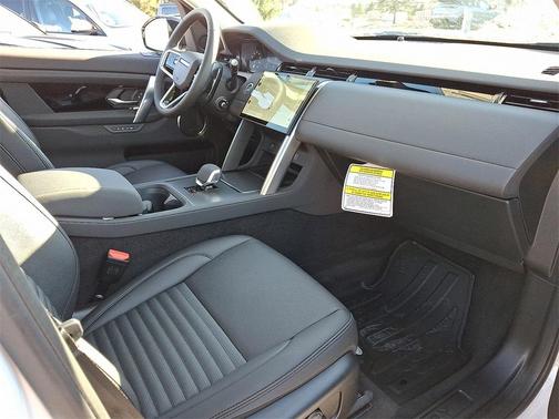2025 Land Rover Discovery Sport S