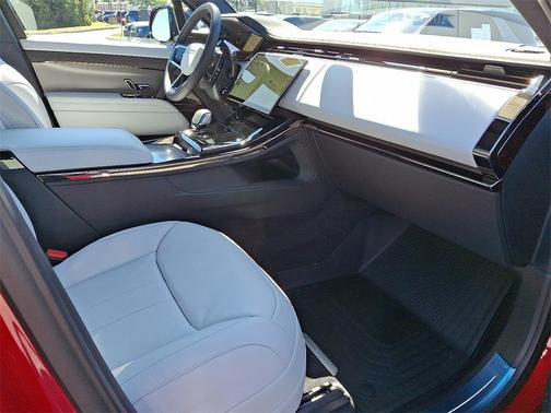 2025 Land Rover Range Rover Sport P360 S