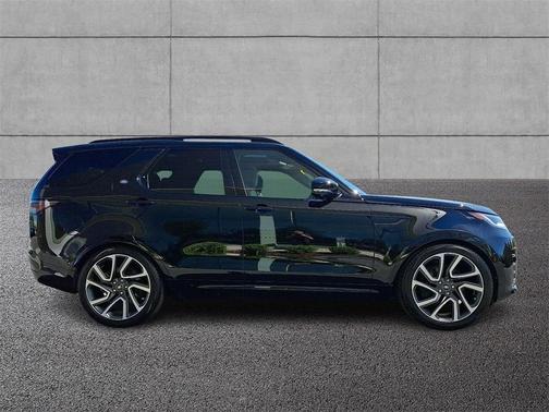 2024 Land Rover Discovery P360 Dynamic SE