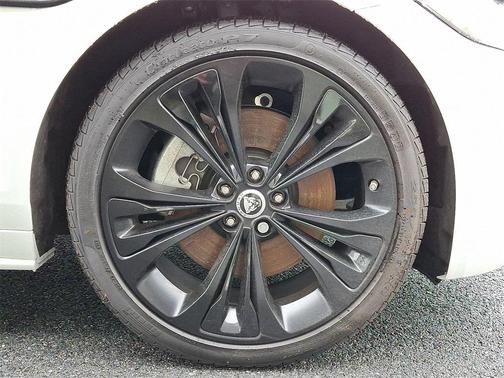 2024 Jaguar XF R-Dynamic SE