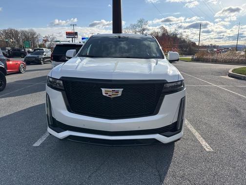 2023 Cadillac Escalade ESV Sport Platinum