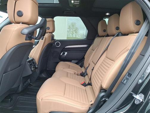 2026 Land Rover Discovery 