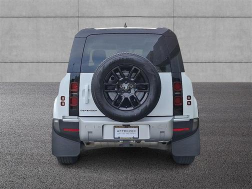2025 Land Rover Defender P300 S