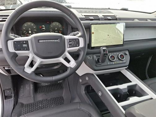2025 Land Rover Defender P300 S