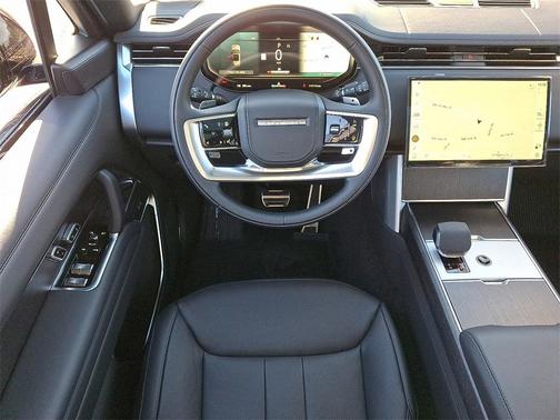 2025 Land Rover Range Rover P530 SE