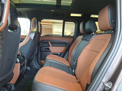 2026 Land Rover Defender 