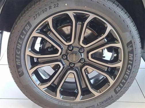 2026 Land Rover Defender 