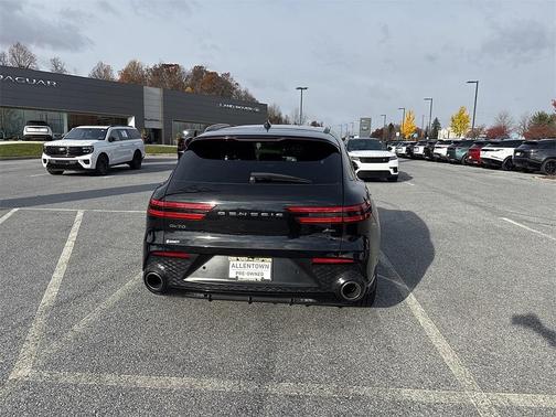 2023 Genesis GV70 2.5T
