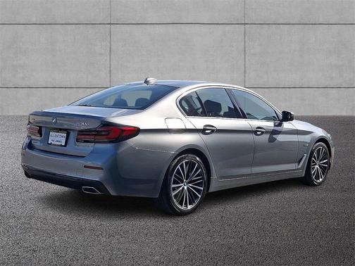 2023 BMW 530e 530e xDrive