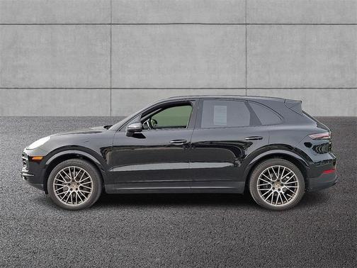 2023 Porsche Cayenne Platinum Edition