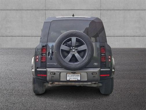 2022 Land Rover Defender 110 X-Dynamic SE