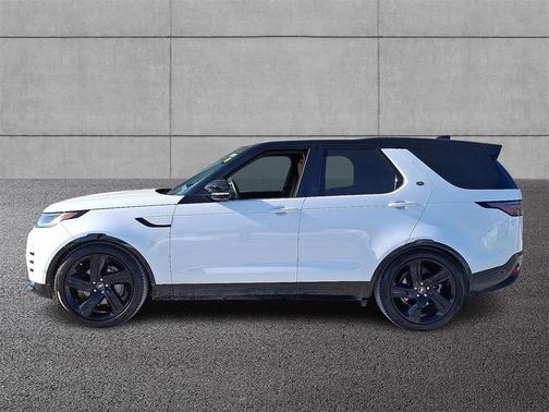 2025 Land Rover Discovery P300 Dynamic SE