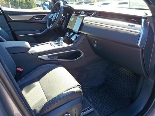 2026 Jaguar F-PACE P250 R-Dynamic S