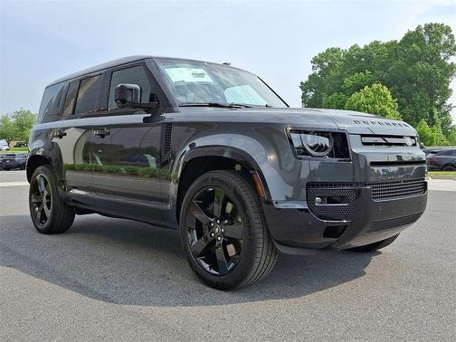 2025 Land Rover Defender P500 X-Dynamic SE