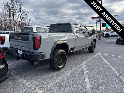 2025 GMC Sierra 2500 AT4X