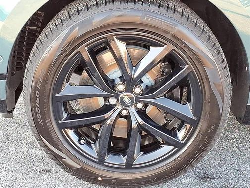 2026 Land Rover Range Rover Velar P250 Dynamic SE