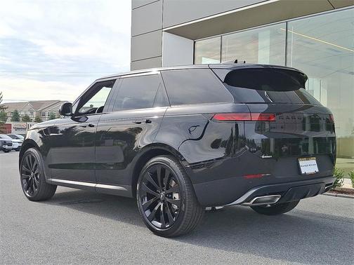 2025 Land Rover Range Rover Sport P360 SE