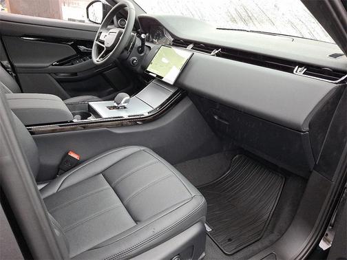 2025 Land Rover Range Rover Evoque Core S