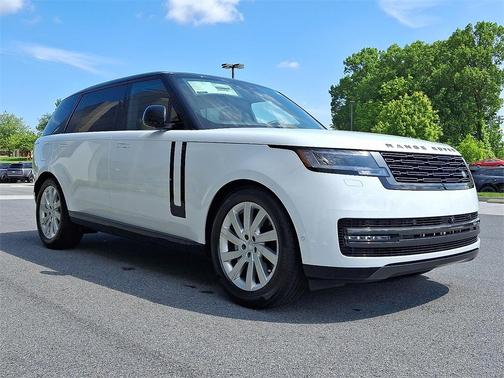 2025 Land Rover Range Rover P400 SE 7 Seat