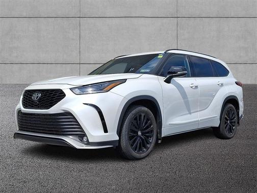 2023 Toyota Highlander XSE
