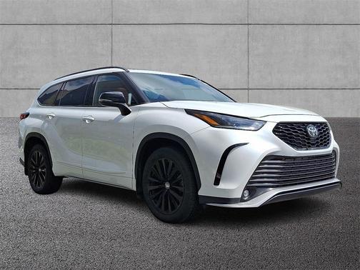 2023 Toyota Highlander XSE