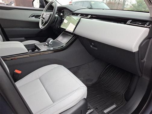 2025 Land Rover Range Rover Velar P250 Dynamic SE