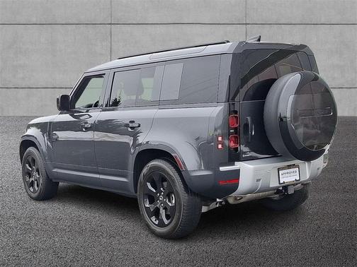 2025 Land Rover Defender P300