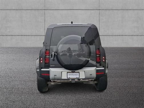 2025 Land Rover Defender P300