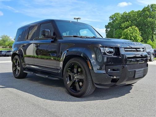 2024 Land Rover Defender P525 V8
