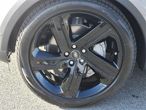 2025 Land Rover Discovery P300 S