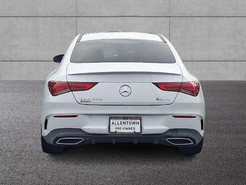 White Metallic 2022 Mercedes-Benz CLA 250 4MATIC