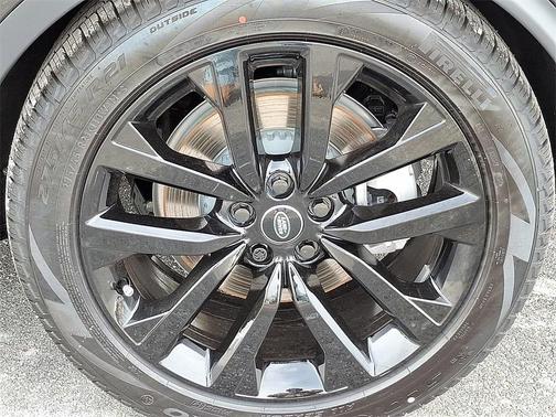 2026 Land Rover Discovery S