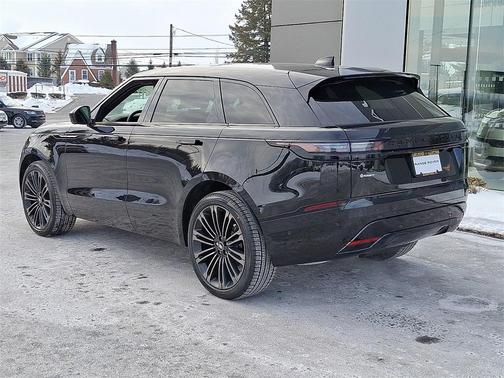 2026 Land Rover Range Rover Velar P400 Dynamic SE