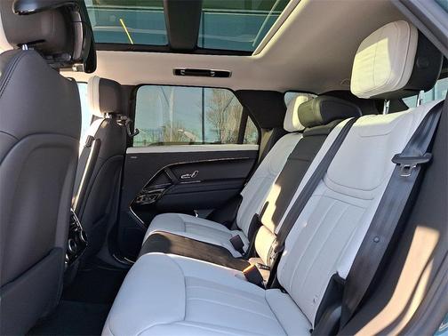 2025 Land Rover Range Rover Sport P460 Dynamic SE