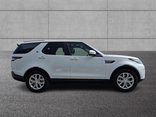 2018 Land Rover Discovery SE