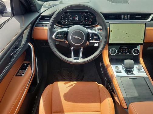 2025 Jaguar F-PACE P400 R-Dynamic S