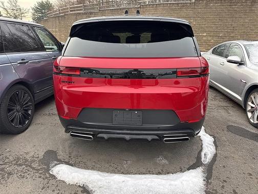 2024 Land Rover Range Rover Sport SE