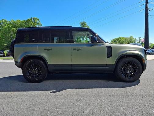 2024 Land Rover Defender P300