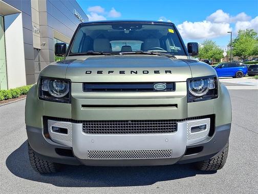 2024 Land Rover Defender P300
