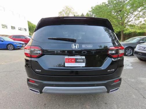 2025 Honda Pilot Elite