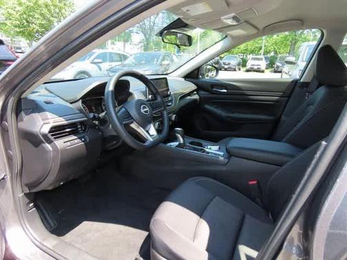 2025 Nissan Altima SV AWD