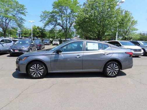 2025 Nissan Altima SV AWD