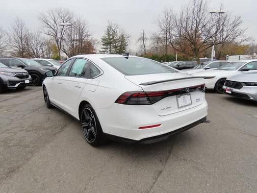 2025 Honda Accord Hybrid Base
