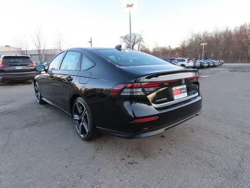 Crystal Black Pearl 2026 Honda Accord SE