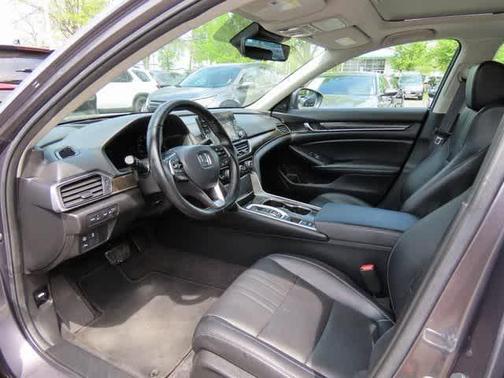 2022 Honda Accord Touring 2.0T