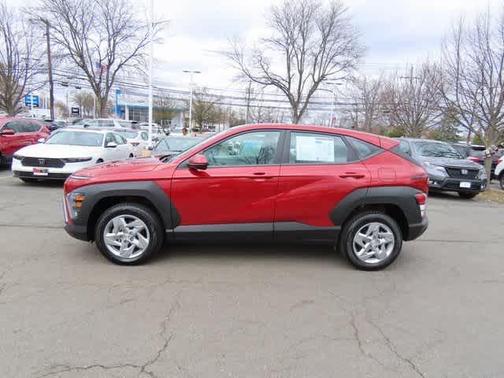 2024 Hyundai KONA SE
