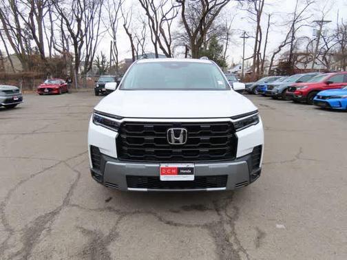 2026 Honda Pilot Touring 8-Passenger