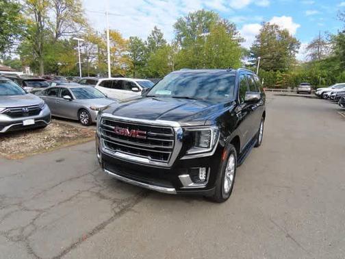 2024 GMC Yukon SLT