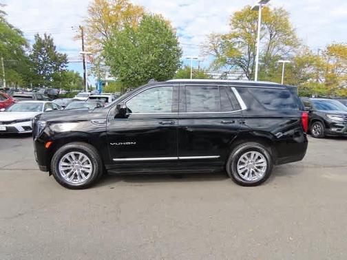2024 GMC Yukon SLT